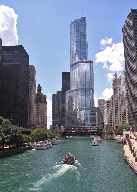 128-Chicago Riverscape